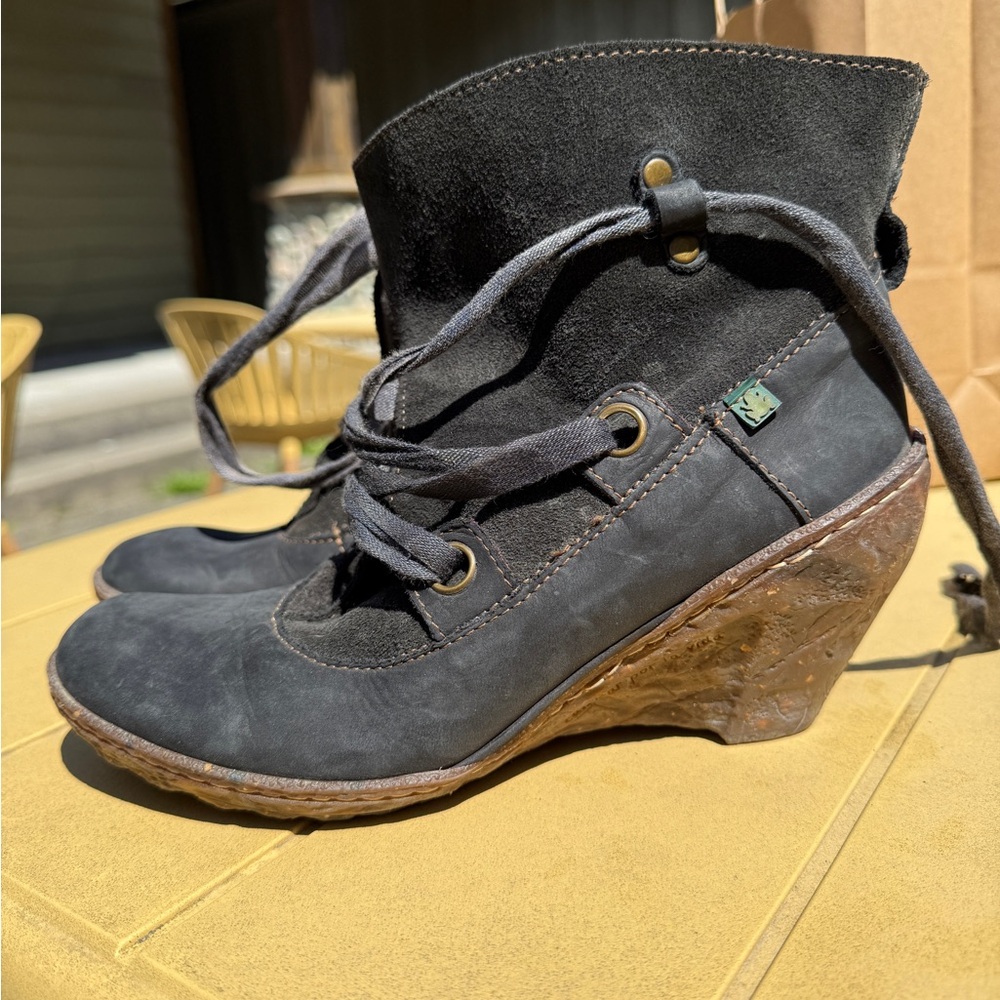 Stylish El Naturalist Black Wedge Ankle Boots